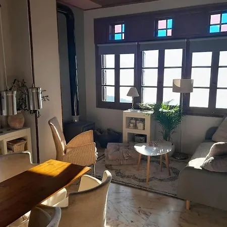 Szálloda Kalidepi View House