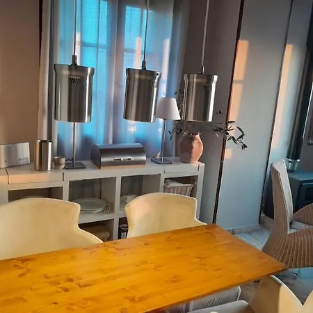 מלון Kalidepi View House 3*